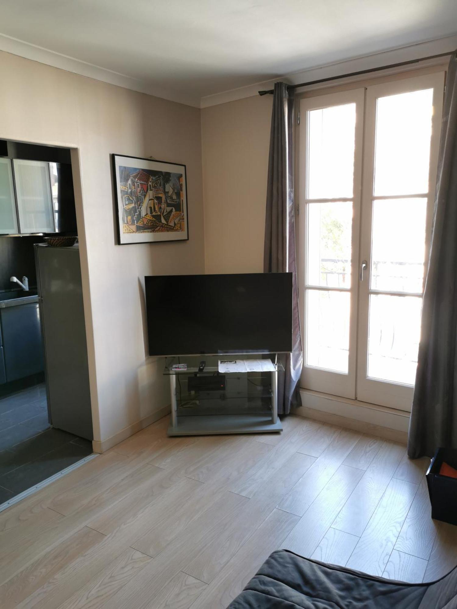 Confortable Appart 1Er Etage Centre Ville Netflix Béziers Exterior foto